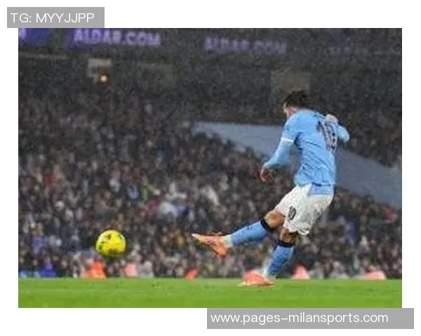 谢尔基与萨维尼奥携手进球庆祝联赛杯晋级半决赛精彩瞬间