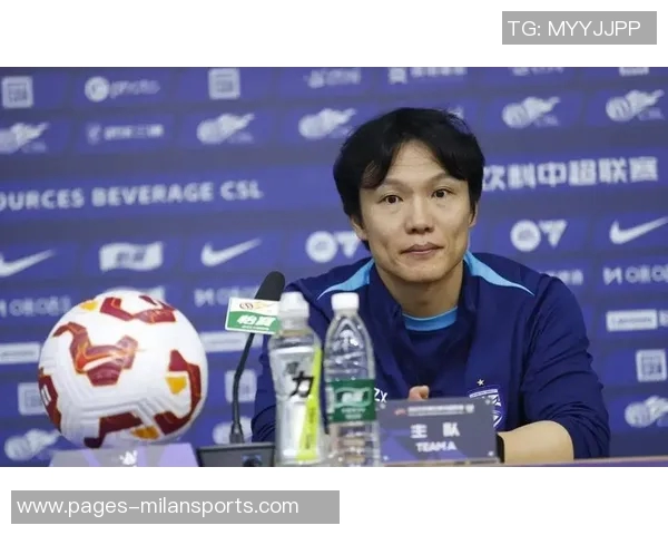 武汉三镇新任主帅莫拉致辞感谢信任将以尊重责任与雄心迎接挑战 武汉三镇新任主帅莫拉致辞感谢信任将以尊重责任与雄心迎接挑战