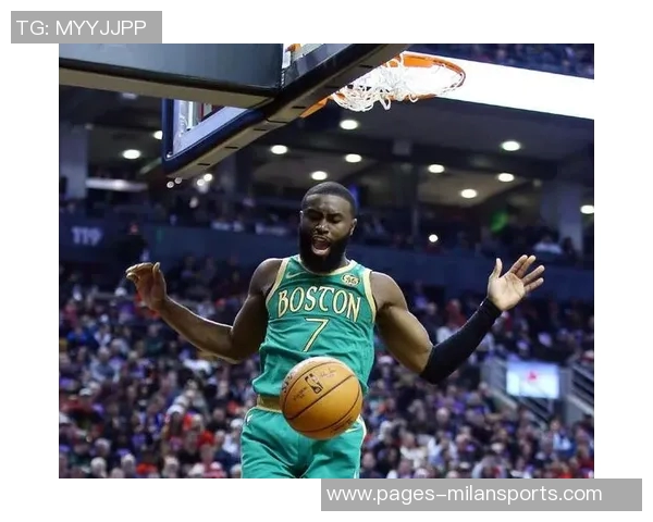 杰伦布朗表现出色17投8中斩获20分外加8篮板5助攻4抢断三分球命中率待提升 杰伦布朗表现出色17投8中斩获20分外加8篮板5助攻4抢断三分球命中率待提升